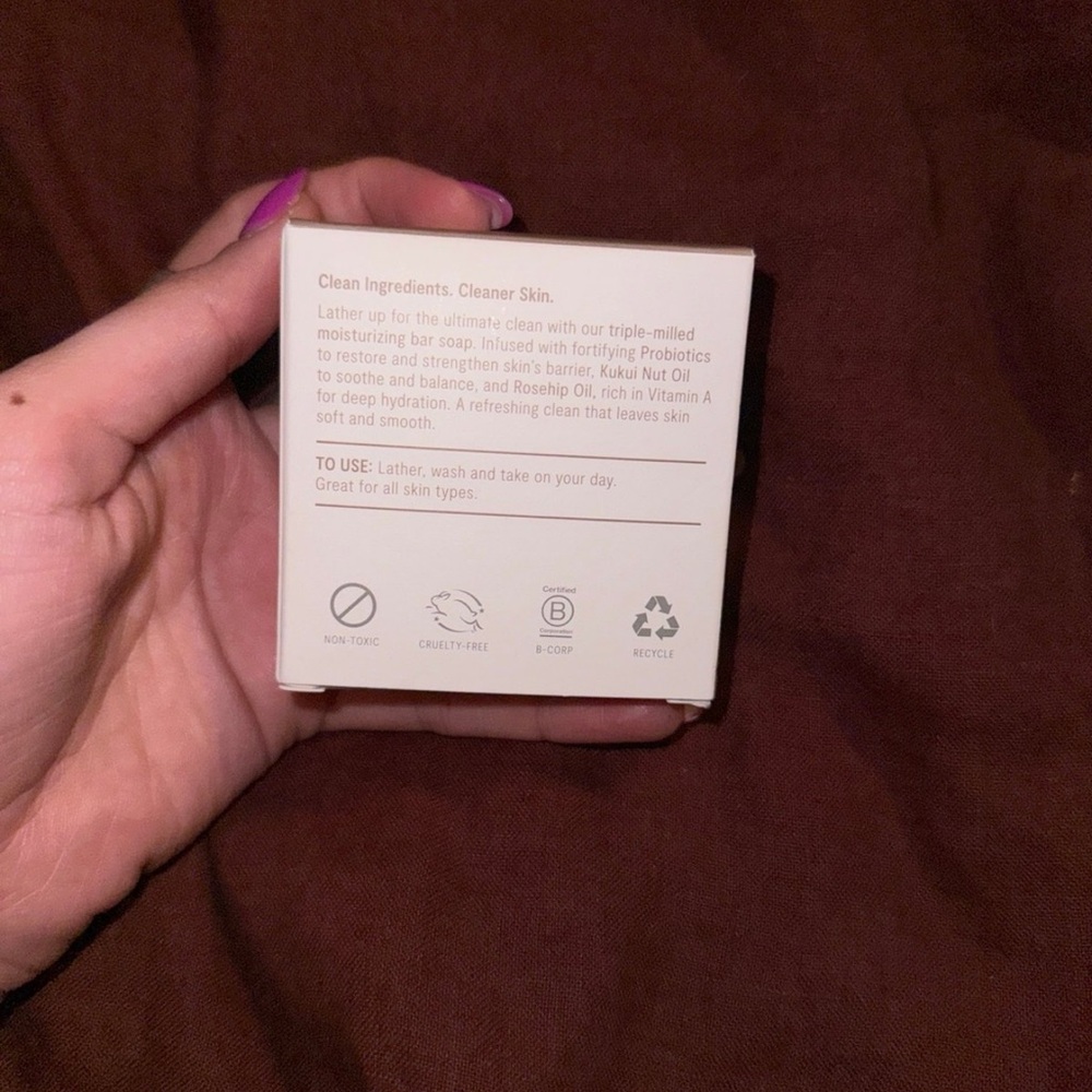 Moisturizing Bar Soap - Brown - Picture 2 of 4